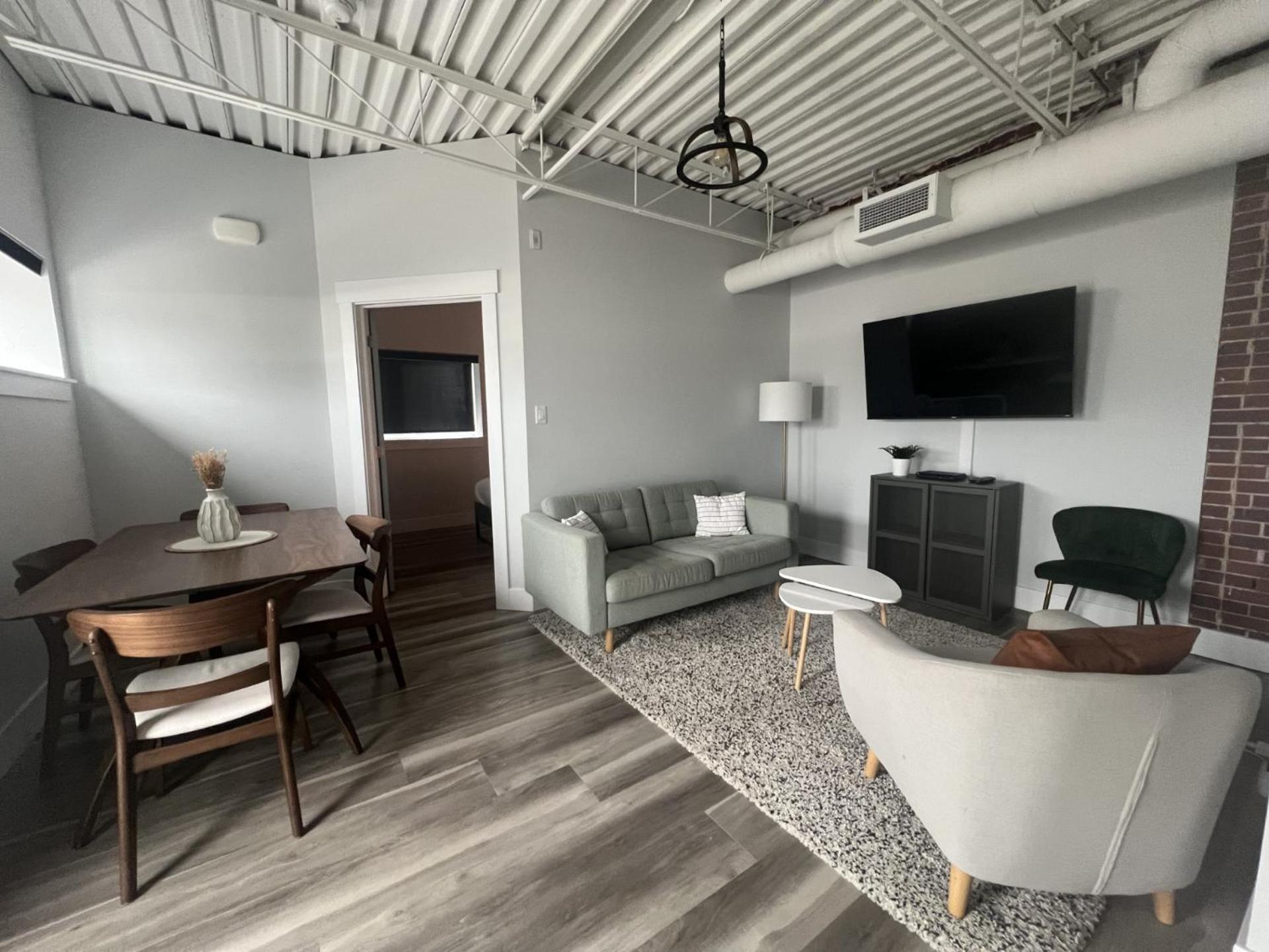 Station 1 By Terra Hospitality Apart otel Moncton Dış mekan fotoğraf