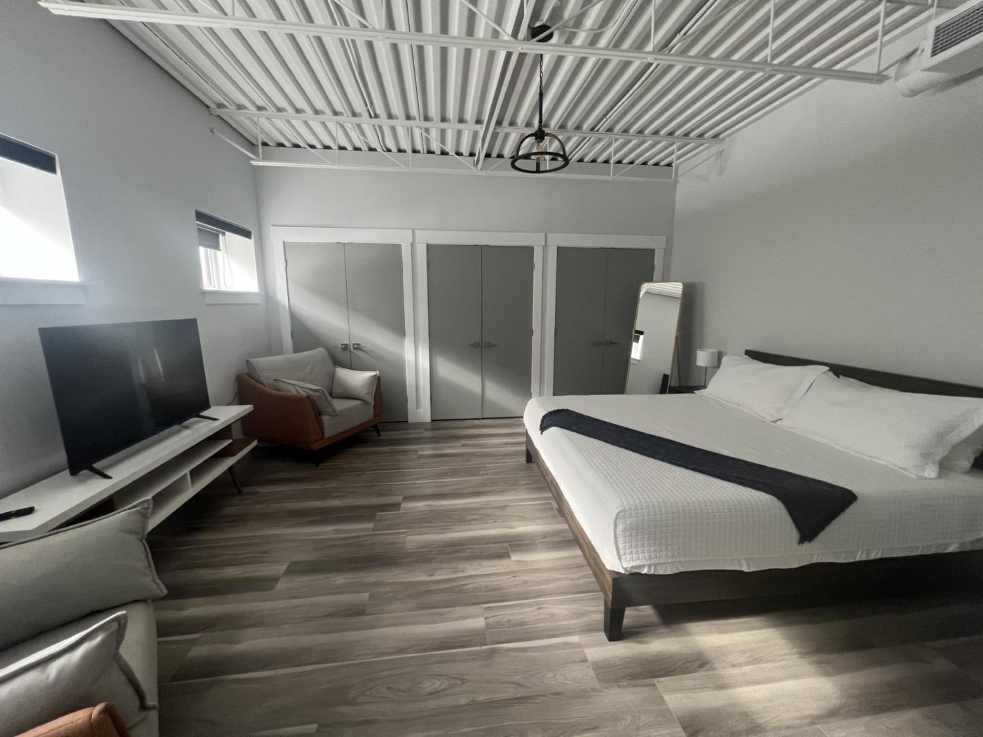 Station 1 By Terra Hospitality Apart otel Moncton Dış mekan fotoğraf